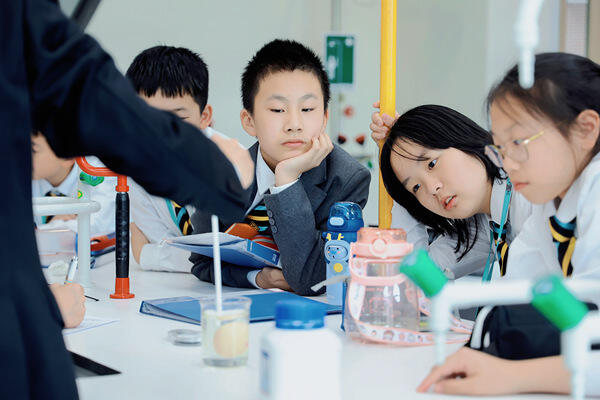 Grade 6 - 科学课,南通惠立学校